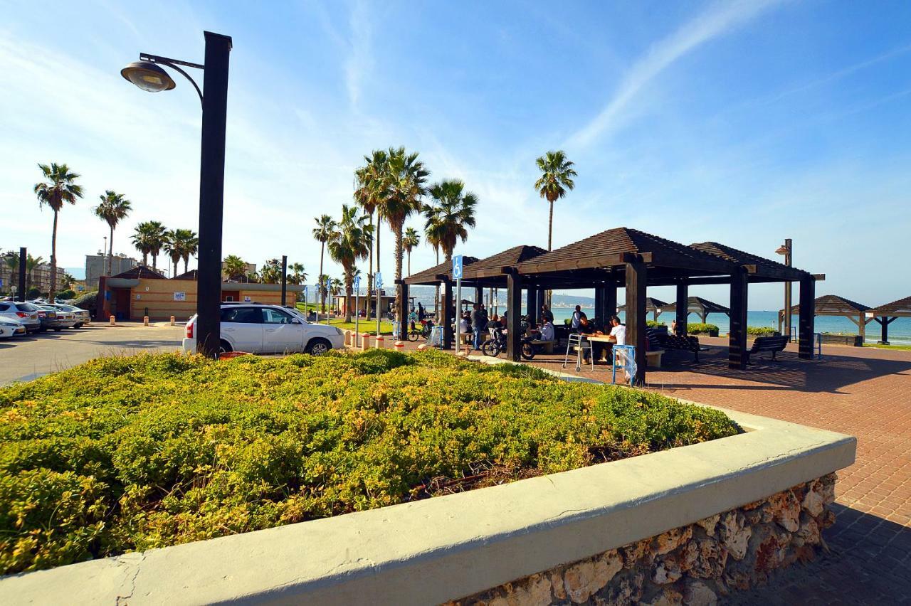 Road To The Beach Apartment By Domik Haifa Esterno foto