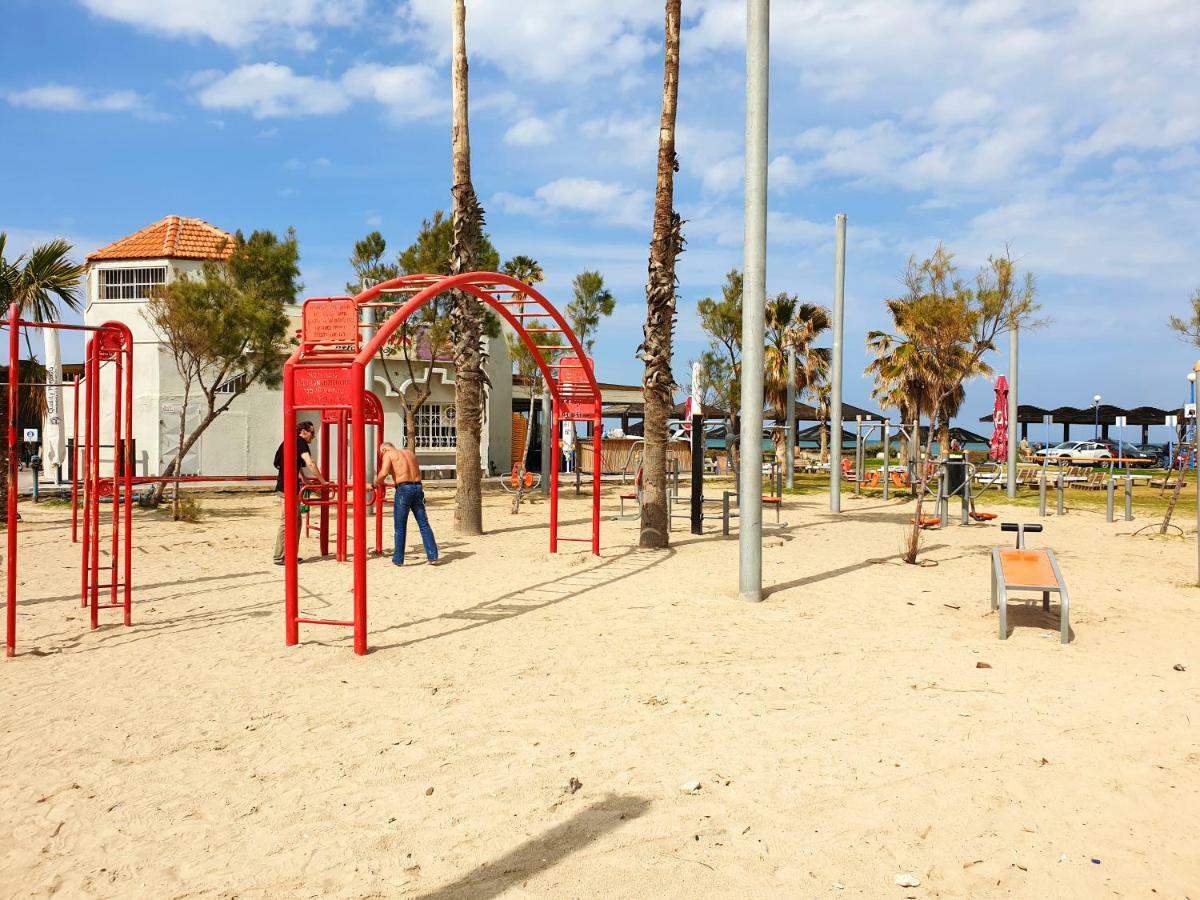 Road To The Beach Apartment By Domik Haifa Esterno foto
